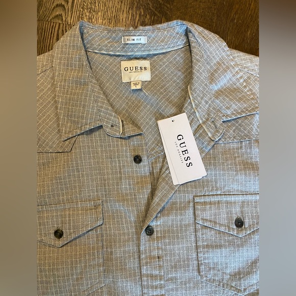 Guess 100% cotton button down tee - Picture 3 of 9